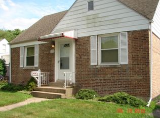 2703 180th St, Lansing, IL 60438