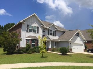 8 Lullaby Ln, Freeport, FL 32439