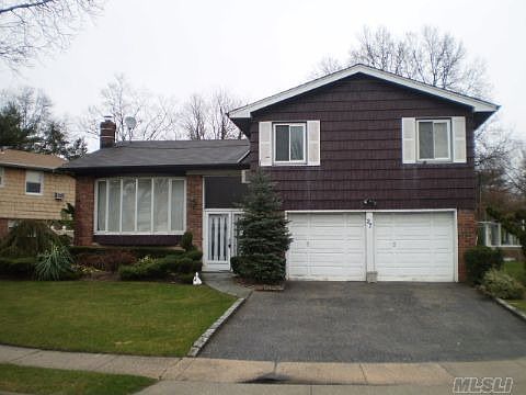 1st image of 27 Wedgewood Dr