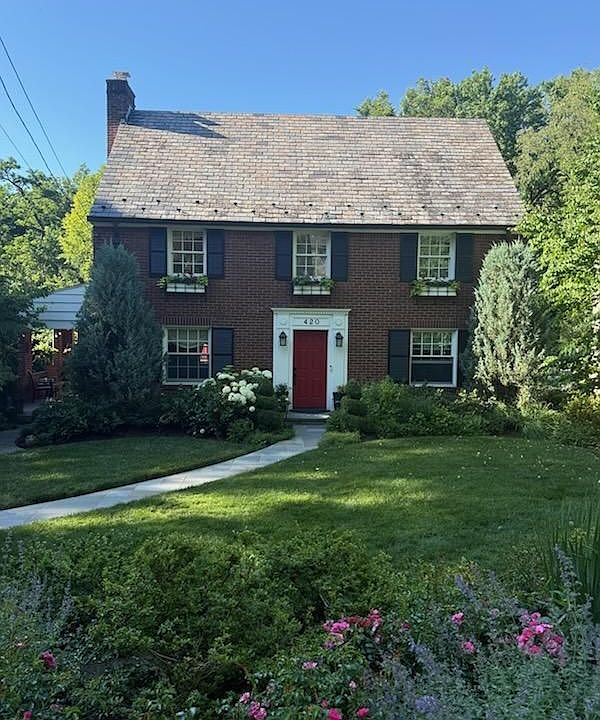 1st image of 420 Morrison Dr