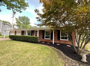 10958 Pem Rd, Saint Louis, MO 63146