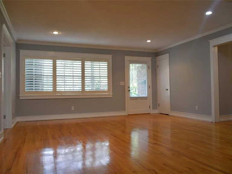 3012 W Fair Oaks Ave — Photo 5