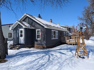 205 2nd Ave SE, Mohall, ND 58761