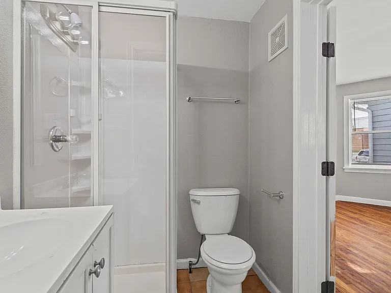 4020 Avenue O 1/2 — Photo 35