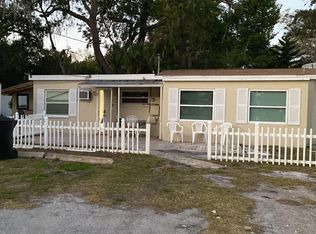 528 Woodlawn St APT B, Clearwater, FL 33756