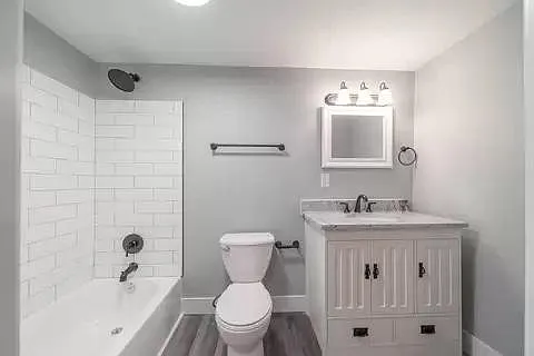 619 Crescent Ave — Photo 8
