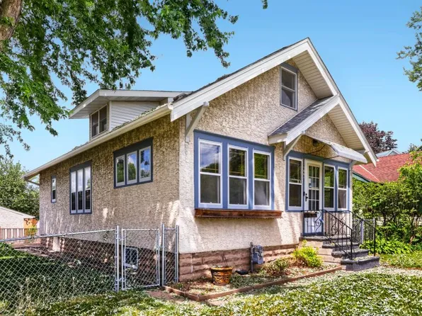 1861 Ivy Ave E, Saint Paul, MN 55119