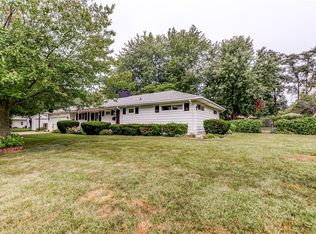 6 NE Carroll Dr, Decatur, IL 62526