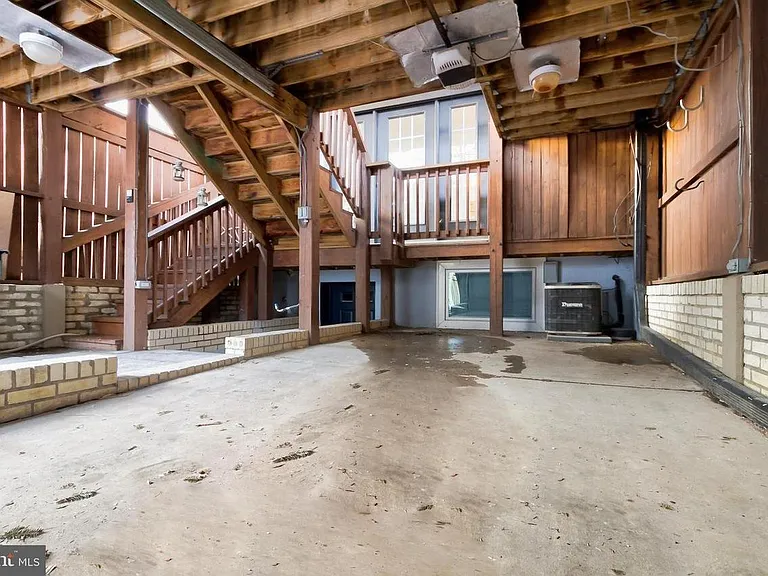 730 Newton Pl NW #1 — Photo 37