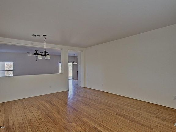 5th image of 6622 S 54th Ln