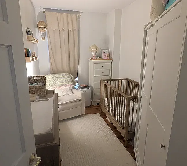 210 De Graw St #2R — Photo 9