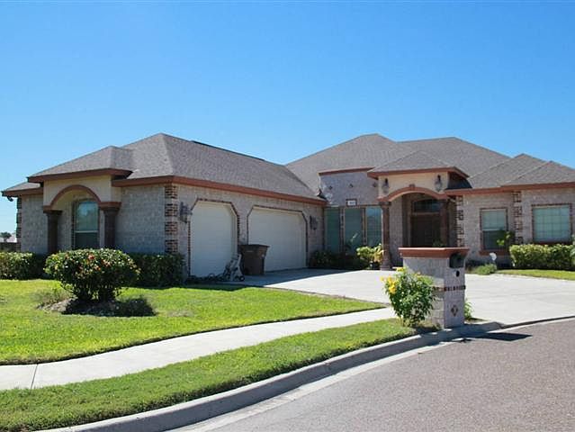 1st image of 2611 Maria Luiza Dr