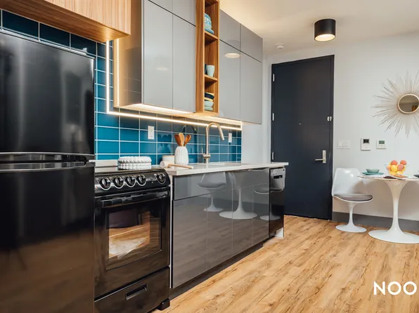 210 Parkville Avenue image 1 of 38