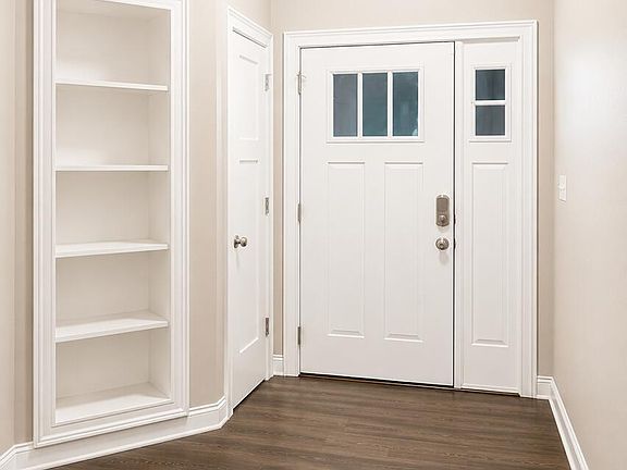 4th image of 2213 McIntosh Dr