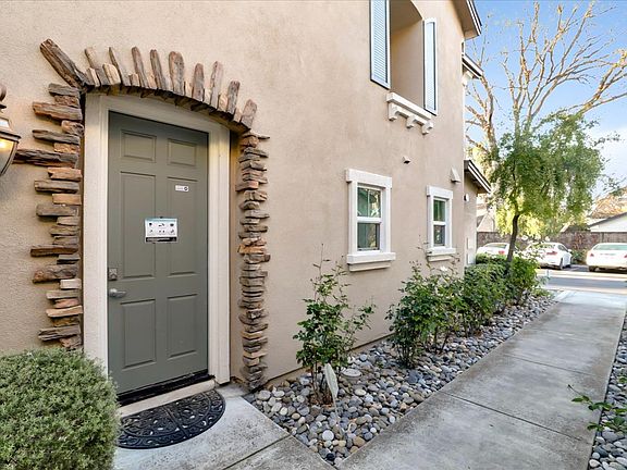 3rd image of 1134 Wabesco Pl