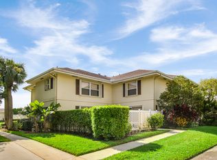 13 Amherst Ct APT A, Royal Palm Beach, FL 33411