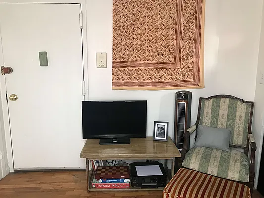 Rented by The Downtown LLC | media 26