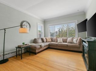 3240 Hennepin Ave APT 4, Minneapolis, MN 55408
