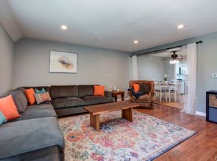 2222 Canyon Dr APT E, Costa Mesa, CA 92627