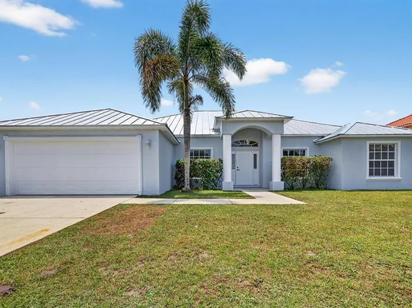 538 SW Nadell Ave, Port Saint Lucie, FL 34953