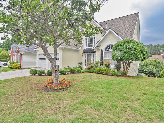 3rd image of 2092 Drogheda Ln