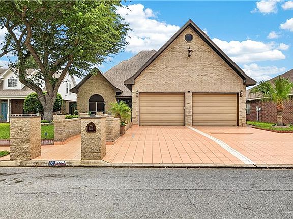 2nd image of 1213 Heron Ct