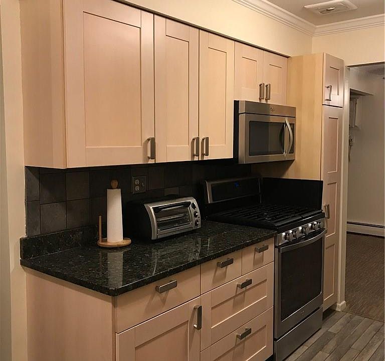 1st image of 10 Brevoort Dr APT 1B