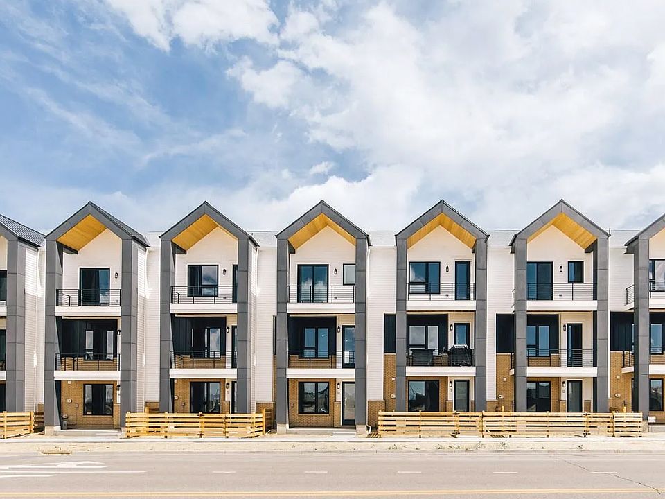 1st image of 3580 N Uinta St #16