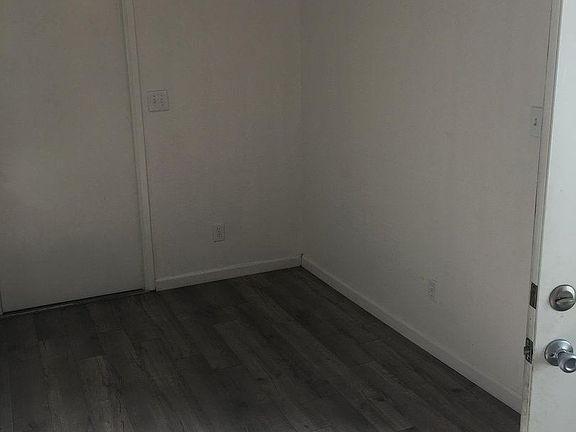 3rd image of 5306 El Camino Ave APT 1