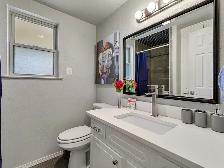 2644 Lakeland Dr — Photo 20