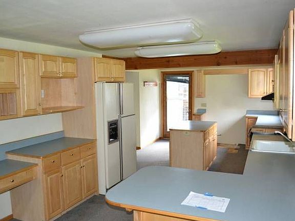 Cheerful kitchen