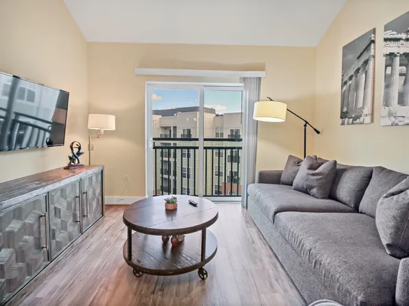 599 John Carlyle St #Id1473418p, Alexandria, VA 22314