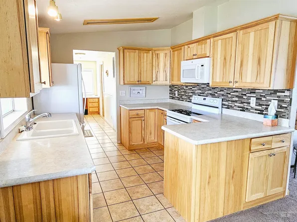 2141 6th Ave, Clarkston, WA 99403