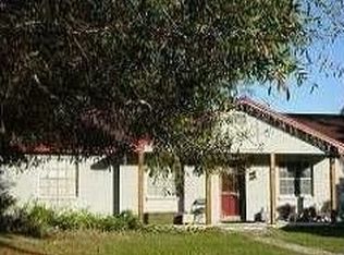 833 W Lutz Lake Fern Rd, Lutz, FL 33548