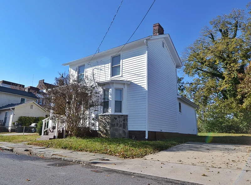 1311 13th St