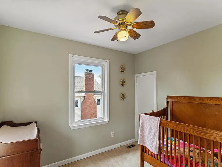1235 Maple Ave — Photo 11