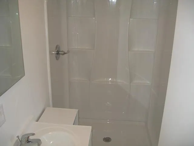 Full Bath