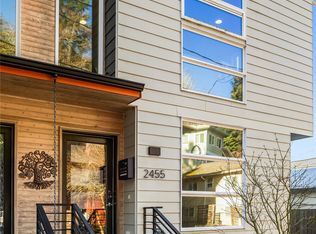 2455 Wickstrom Pl SW, Seattle, WA 98116
