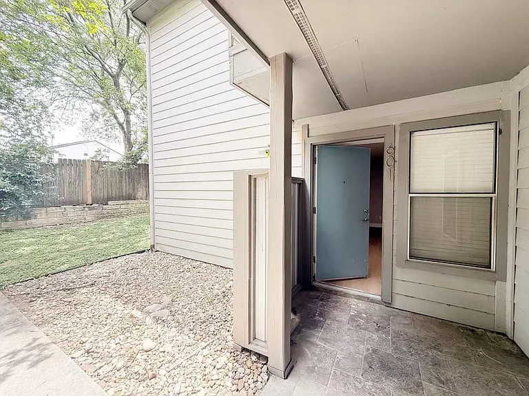 3204 Menchaca Rd #601 — Photo 11