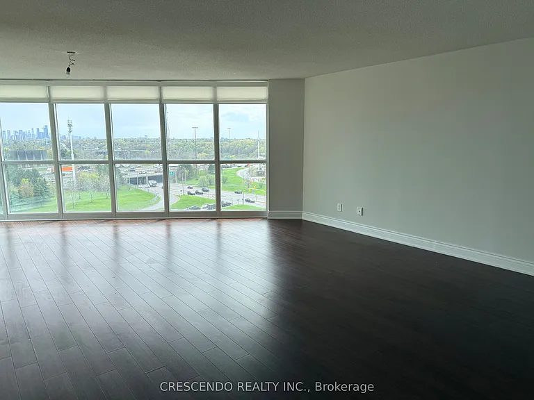 30 Harrison Garden Blvd #902 — Photo 15