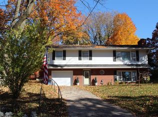 3716 Cottage Reserve Rd NE, Solon, IA 52333