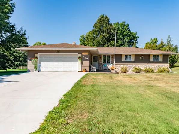 919 Pine St, Prentice, WI 54556