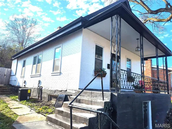 8400 Evans Ave, Saint Louis, MO 63121