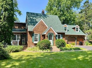 (Undisclosed Address), Maplewood, MN 55117