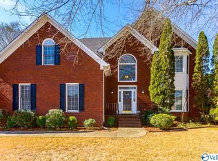 2608 Elderdale Dr SE, Owens Cross Roads, AL 35763