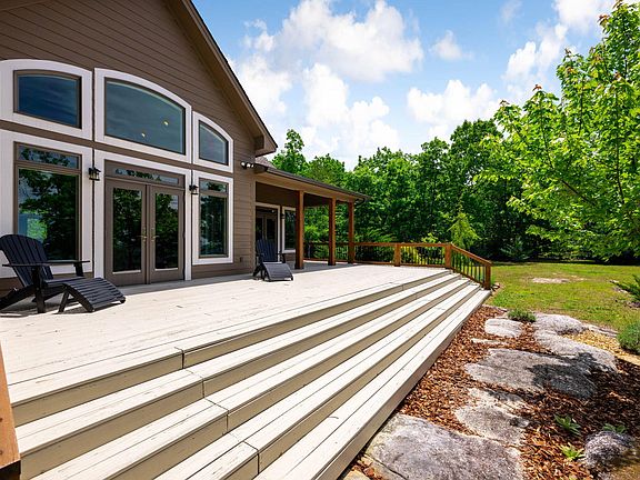 56th image of 3099 Sunset Dr