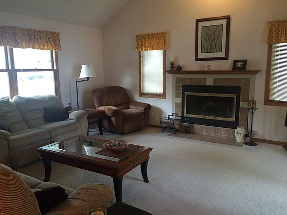 Main level family room 