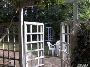 76 Maple St, Blue Point, NY 11715