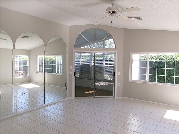 2nd image of 11604 Versailles Ln #60