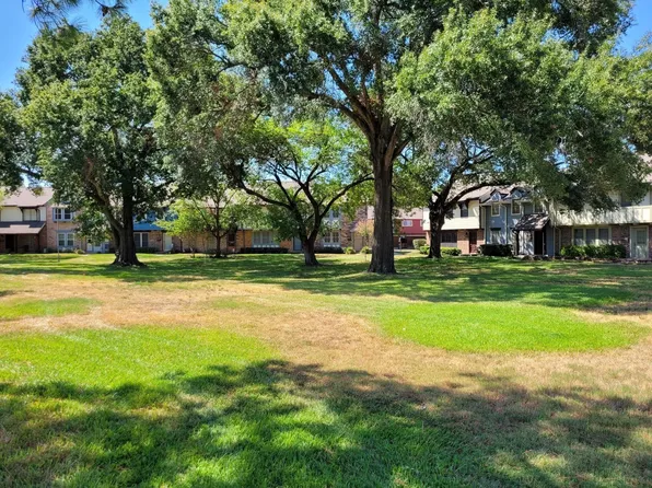 2231 Triway Ln #266, Houston, TX 77043